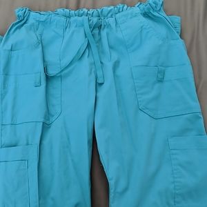 Buttersoft stretch scrub set. Size medium